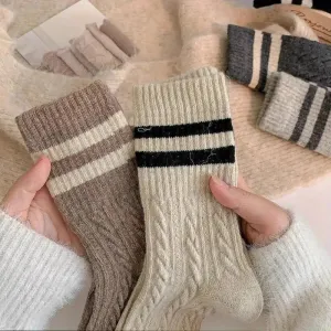 5 Pairs High Quality Fashion Vintage Double Striped Women's Vintage Style Thick Warm Winter Mid-Tube Crew Socks