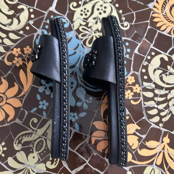 KARL LAGERFELD “Bijou” Sandal Sz: 6.5