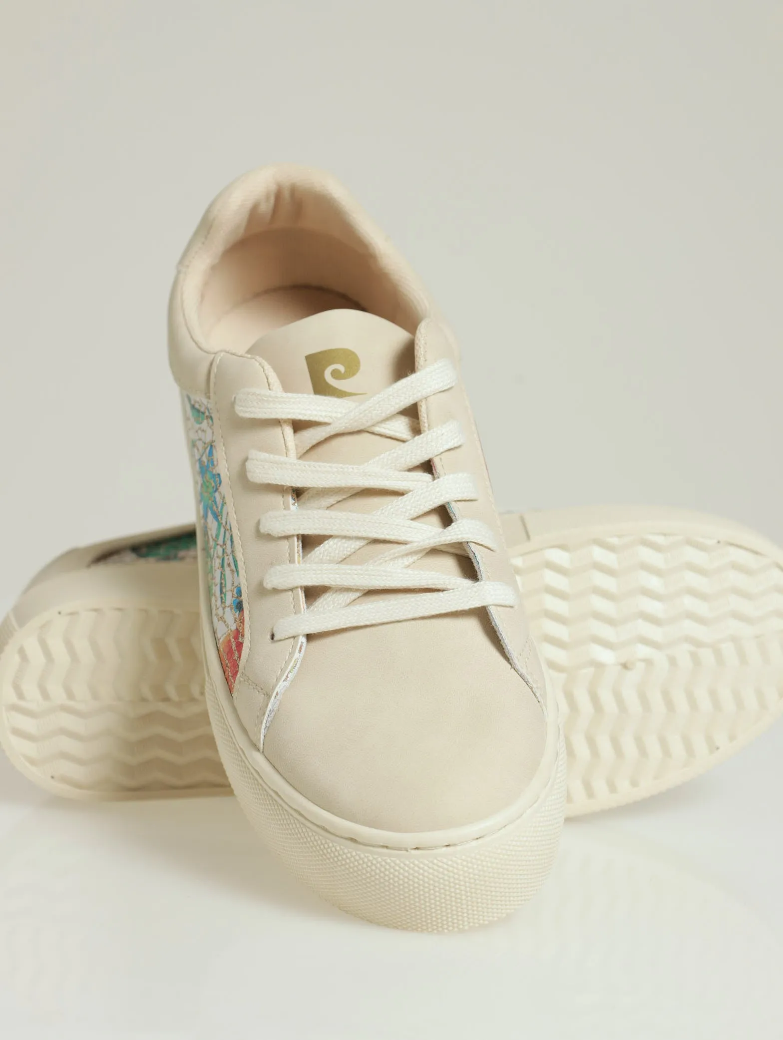 Lucie 5 Floral Crackle Lace Up Platform Sneaker - Beige