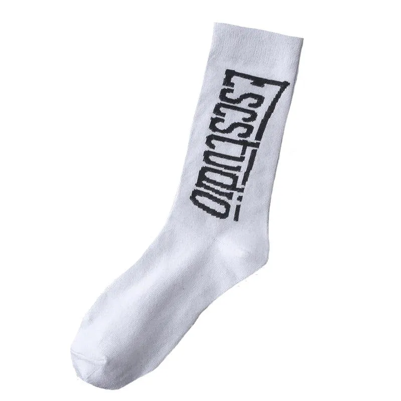 "STUDIO" Chaussettes Blanches Noires Montantes Streetwear - URB1™