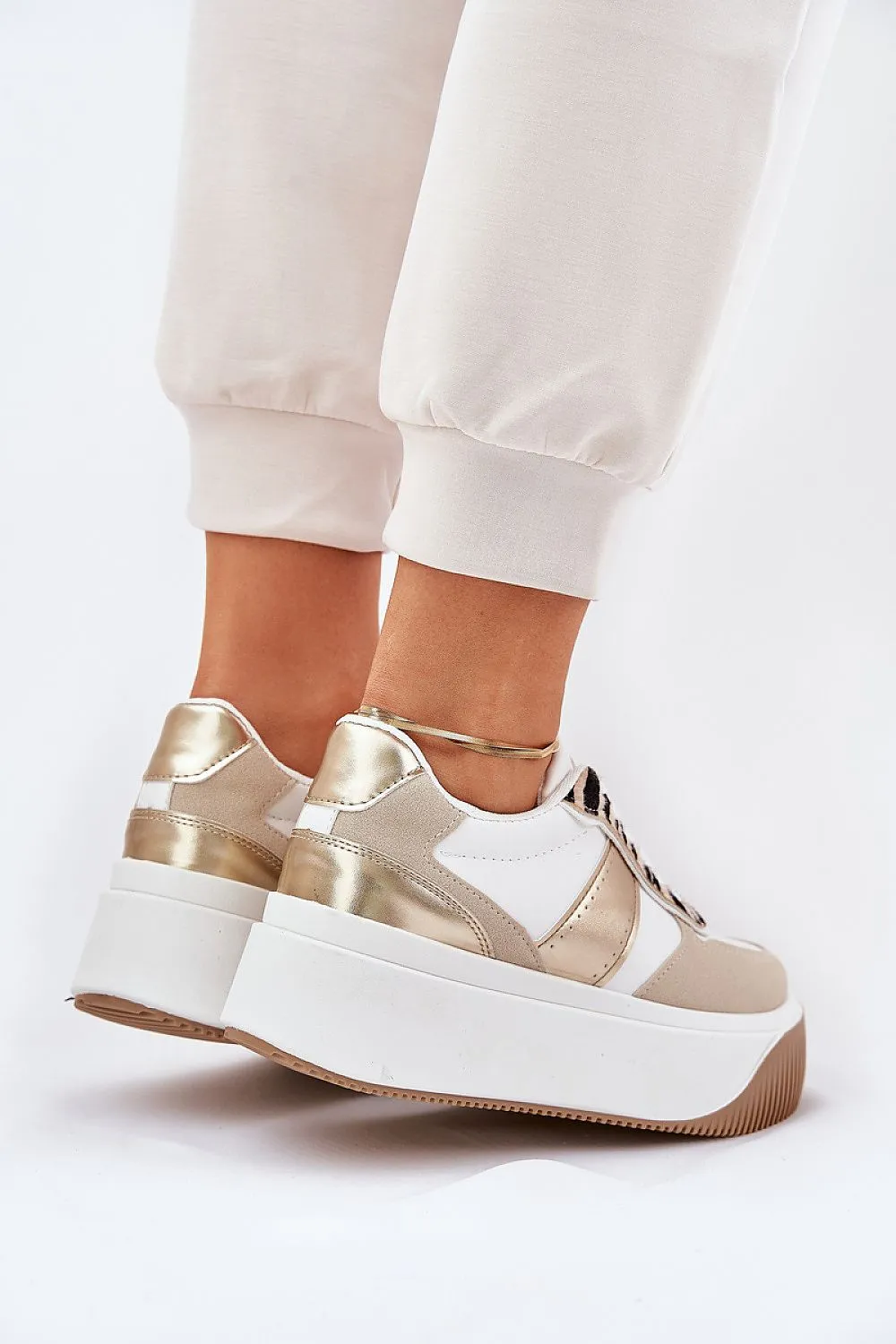 Sport Shoes Step in style